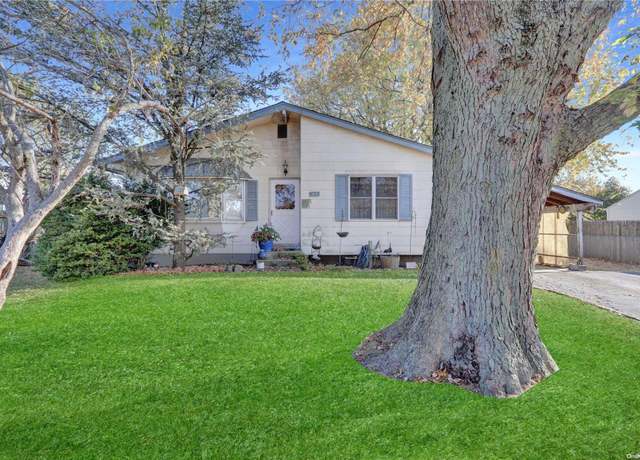 Property at 411 Wicks Rd, Brentwood, NY 11717, 3 beds, 1 bath