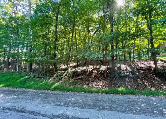 Property at 16 Laura Ln, Hopewell Junction, NY 12533