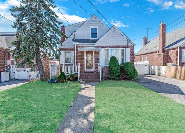 Property at 50 Stephen Pl, Valley Stream, NY 11580, 4 beds, 3 baths