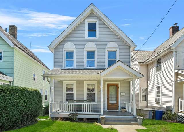 Property at 430 Smith St, Peekskill, NY 10566, 3 beds, 1 bath