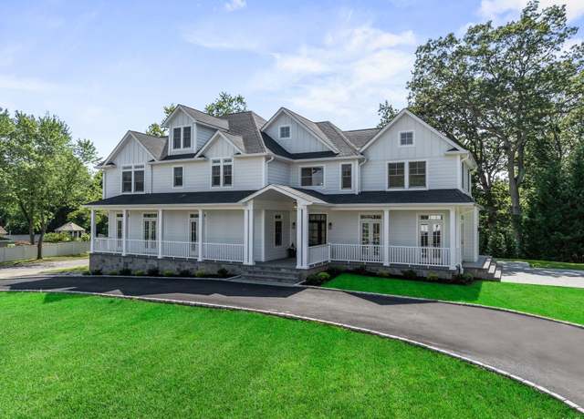 Property at 10 Threepence Dr, Melville, NY 11747, 5 beds, 5.5 baths