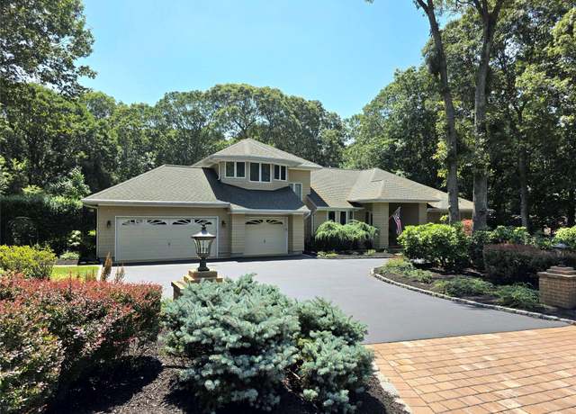 Property at 6 Ring Neck Ct, Wading River, NY 11792, 4 beds, 3.5 baths