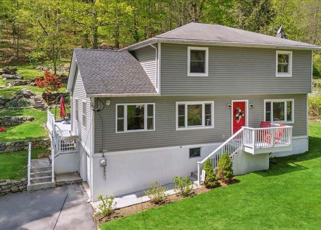 Property at 31 Barger St, Putnam Valley, NY 10579, 3 beds, 2 baths
