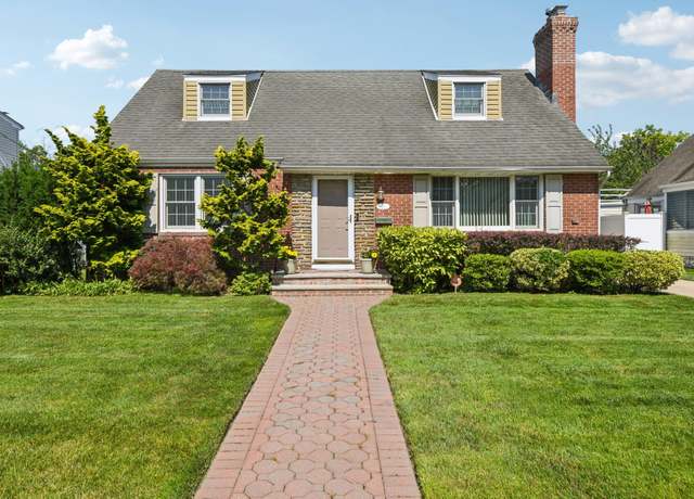 Property at 51 Wales Ave, Baldwin, NY 11510, 3 beds, 2 baths