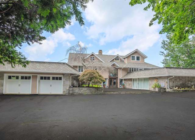 Property at 137 Briarcliff Rd, Shoreham, NY 11786, 4 beds, 5.5 baths