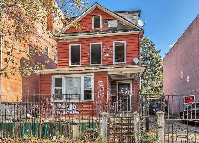 Property at 34-25 109th St, Corona, NY 11368, 5 beds, 2.5 baths