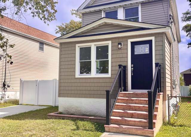 Property at 357 Westminster Rd, Cedarhurst, NY 11516, 4 beds, 2 baths