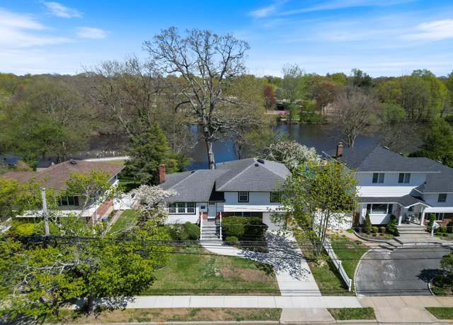 Property at 60 Block Blvd, Massapequa Park, NY 11762, 3 beds, 3 baths