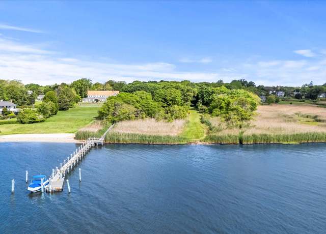 Property at 198 South Country Rd, Bellport, NY 11713