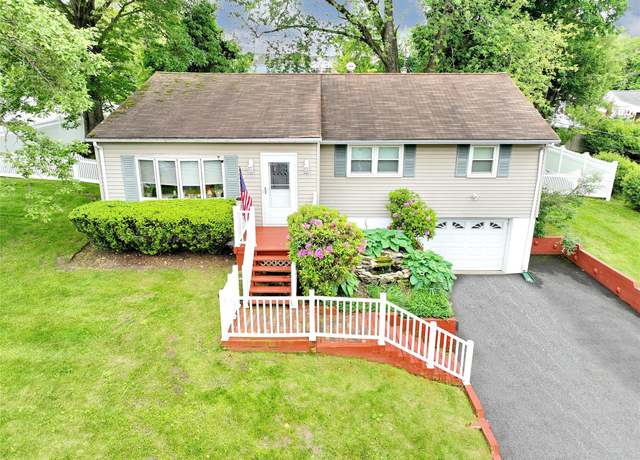 Property at 17 Easton St, Stony Point, NY 10980, 3 beds, 1.5 baths