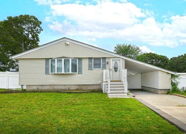 Property at 12 Jefferson Ave, Centereach, NY 11720, 4 beds, 2 baths