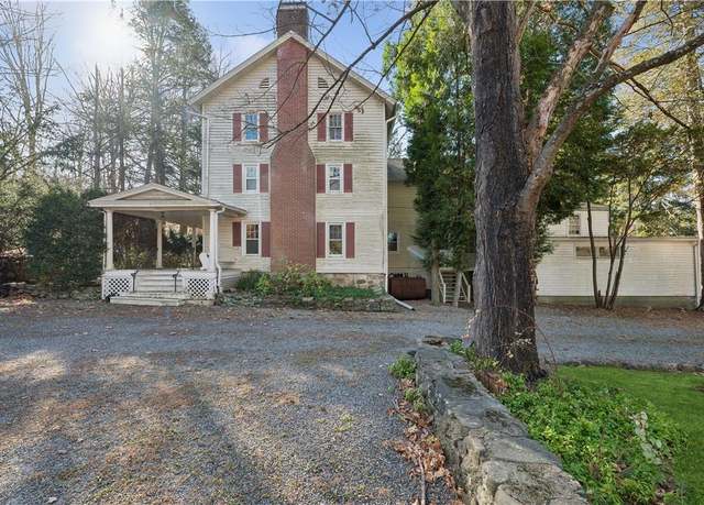 Property at 126 Mclain St, Bedford Corners, NY 10549, 7 beds, 5 baths