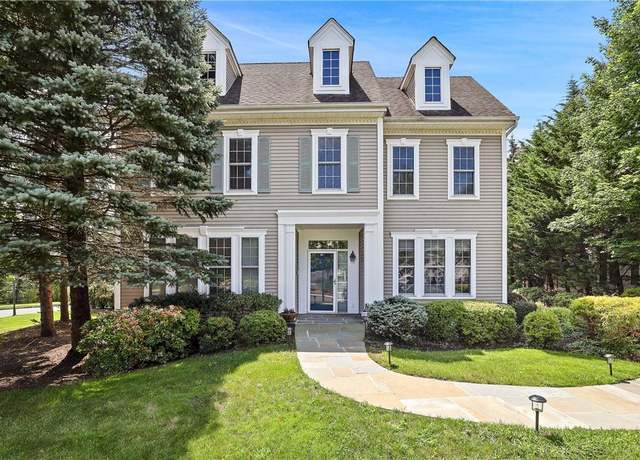 Property at 39 High Point Cir, Rye Brook, NY 10573, 4 beds, 3.5 baths