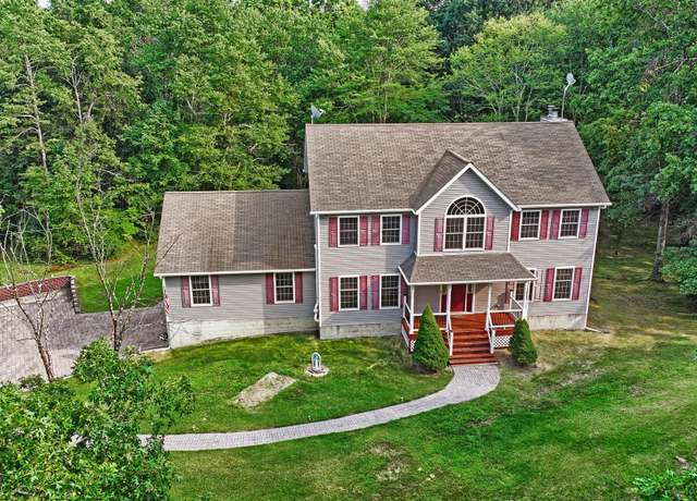 Property at 2033 Little Britain Rd, Rock Tavern, NY 12575, 3 beds, 2.5 baths