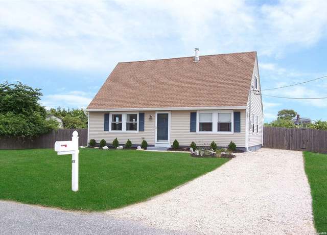 Property at 87 Bayview Dr, Mastic Beach, NY 11951, 4 beds, 1 bath