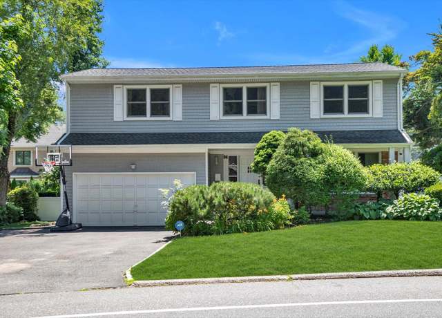 Property at 94 Fairview Ave, Great Neck, NY 11023, 6 beds, 3.5 baths