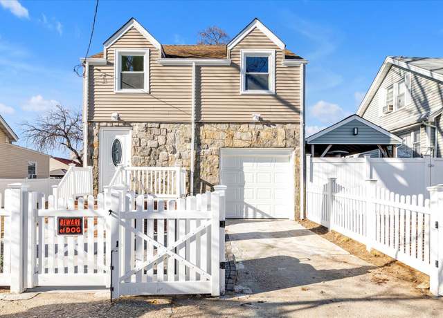 Property at 137-08 246th St, Rosedale, NY 11422, 3 beds, 2 baths