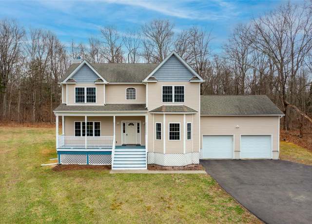 Property at 6 Lent Dr, New Paltz, NY 12561, 4 beds, 2.5 baths