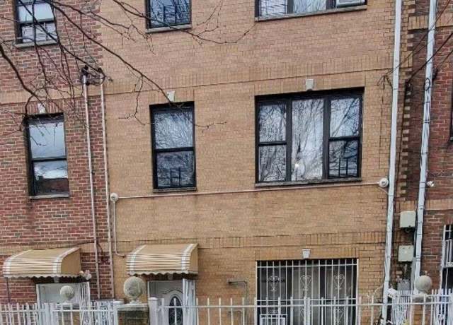Property at 633 Barretto St, Bronx, NY 10474, 0.5 baths