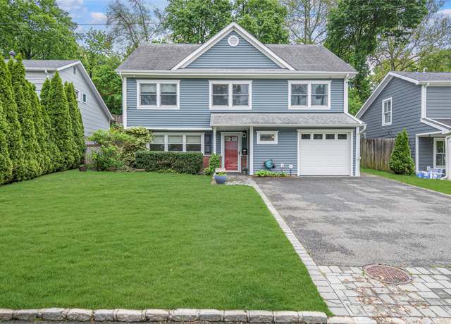 Property at 22 Anchorage Rd, Port Washington, NY 11050, 5 beds, 2.5 baths