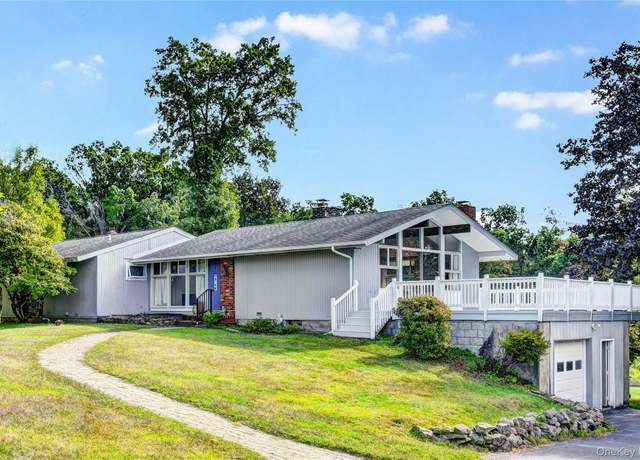 Property at 2 Hopkins Ter, Goshen, NY 10924, 3 beds, 3 baths