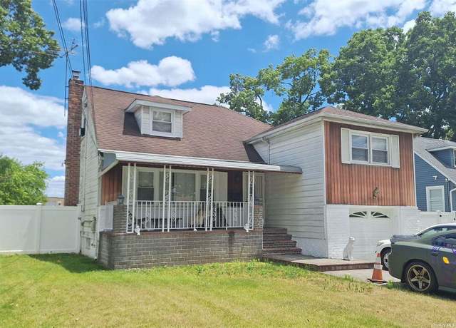 Property at 102 Hausch Blvd, Roosevelt, NY 11575, 3 beds, 2 baths