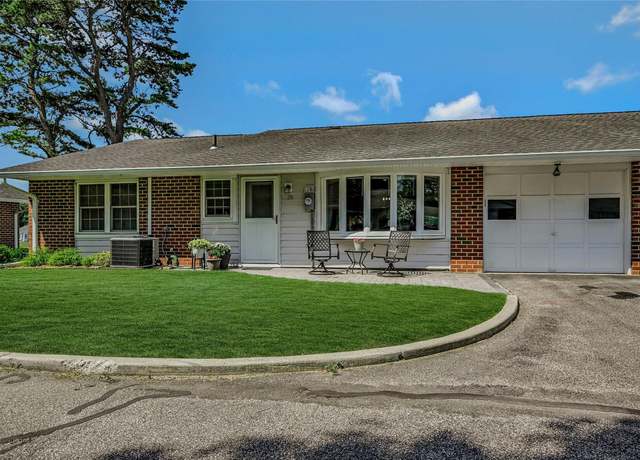 Property at 2 Guilford Ct Unit B, Ridge, NY 11961, 2 beds, 2 baths