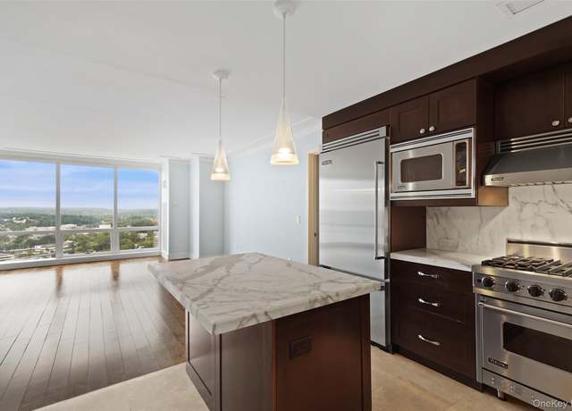 Property at 1 Renaissance Sq Unit 25F, White Plains, NY 10601, 2 beds, 2.5 baths