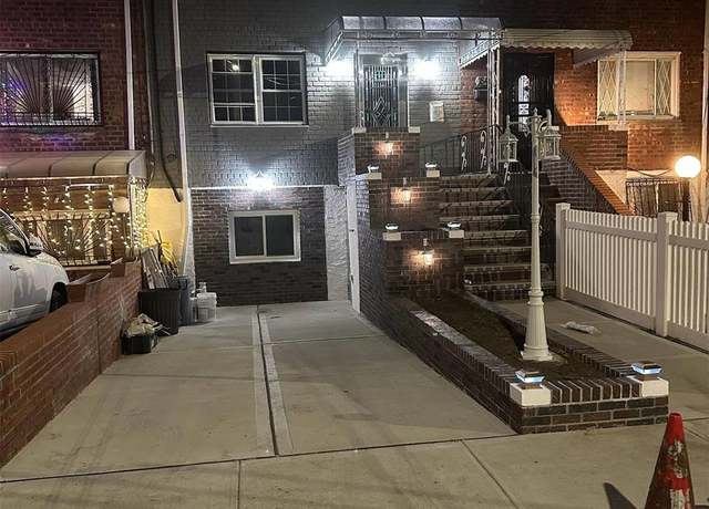 Property at 184-15 Henderson Ave, Hollis, NY 11423, 3 beds, 2.5 baths