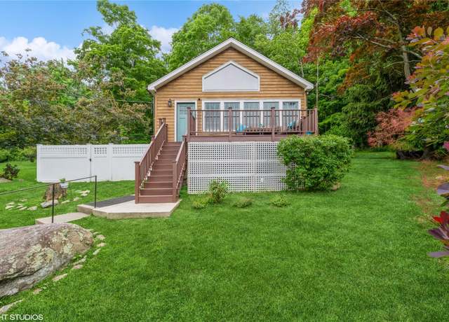 Property at 63 W Shore Dr, Putnam Valley, NY 10579, 2 beds, 1 bath