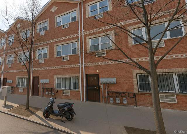 Property at 584 Van Siclen Ave #2, Brooklyn, NY 11207, 3 beds, 2 baths