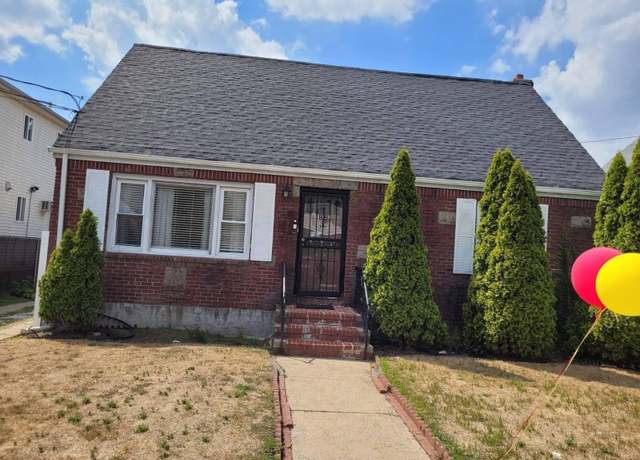 Property at 118-28 204th St, Saint Albans, NY 11412, 4 beds, 3 baths