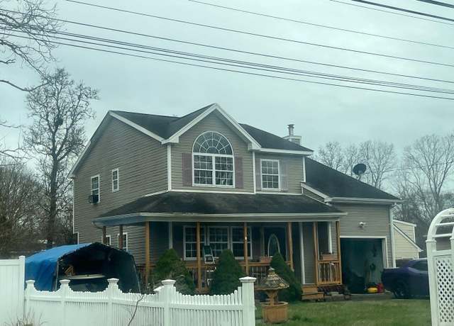 Property at 52 Arpage Dr E, Shirley, NY 11967, 3 beds, 2.5 baths