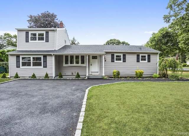 Property at 8 Fleet Rd, Shirley, NY 11967, 5 beds, 2 baths