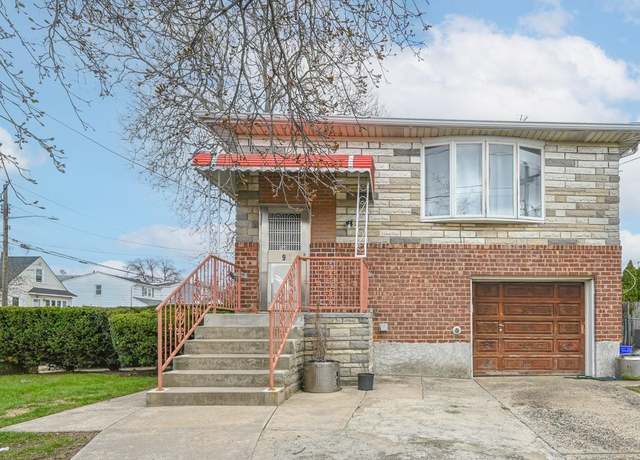 Property at 97 Arlington Ave, Valley Stream, NY 11580, 5 beds, 2 baths