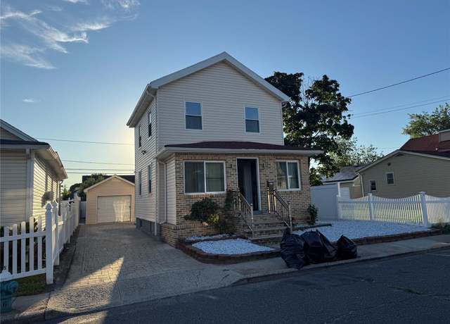 Property at 257 Biltmore Ave, Elmont, NY 11003, 3 beds, 4 baths