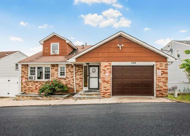 Property at 164 Shonnard Ter, Yonkers, NY 10701, 4 beds, 2 baths
