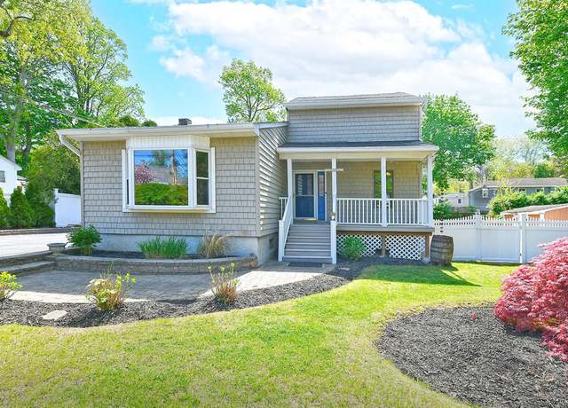 Property at 131 Juniper Rd, Kings Park, NY 11754, 3 beds, 2 baths