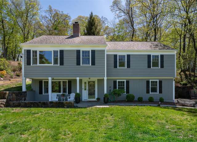 Property at 35 Cliffside Ln, Bedford Corners, NY 10549, 3 beds, 2.5 baths