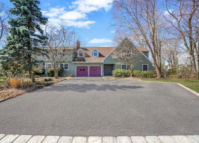 Property at 21 Turnip Hl, Northport, NY 11768, 6 beds, 5 baths