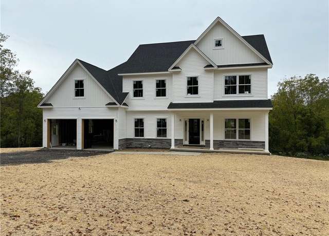 Property at 239 State Route 94, Warwick, NY 10990, 4 beds, 2.5 baths
