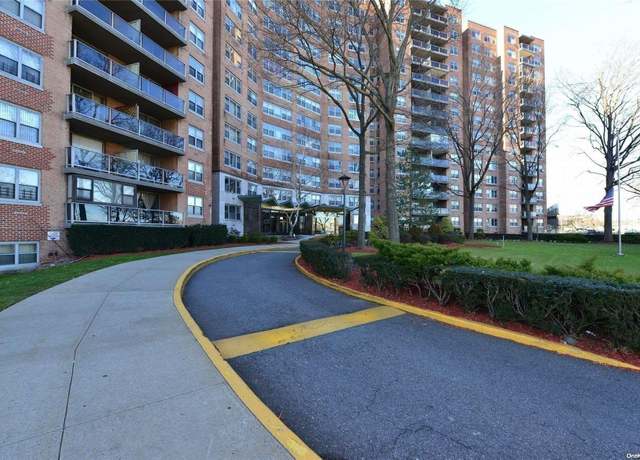 Property at 61-20 Grand Central Pkwy Unit C500, Forest Hills, NY 11375, 1 bed, 1 bath