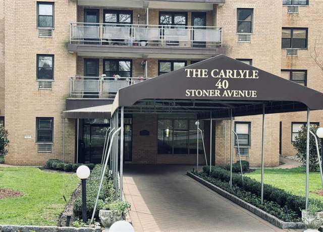 Property at 40 Stoner Ave Unit 1S, Great Neck, NY 11021, 2 beds, 2 baths