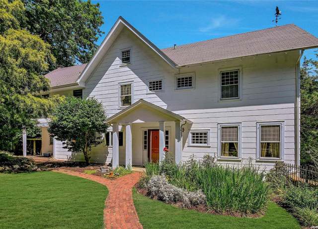 Property at 825 Munn Ln, Orient, NY 11957, 6 beds, 4.5 baths