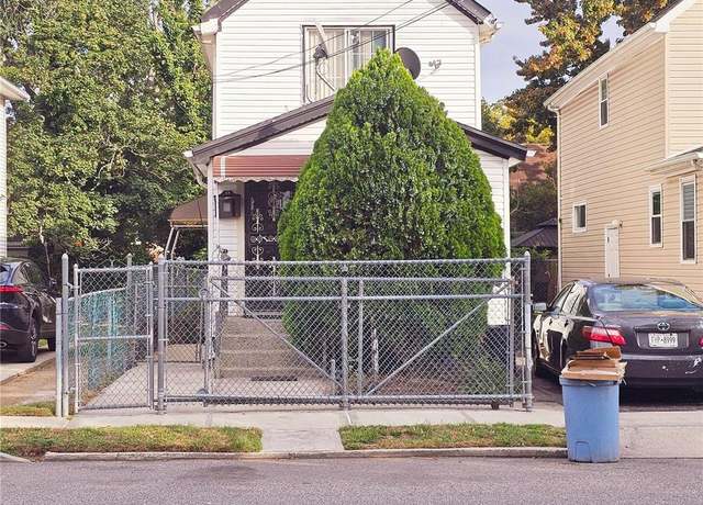 Property at 137-33 220th Pl, Laurelton, NY 11413, 3 beds, 2 baths