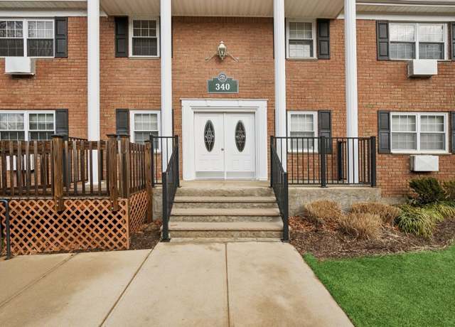 Property at 340 Lakeland Ave Unit 10H, Sayville, NY 11782, 1 bed, 1 bath
