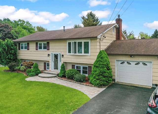 Property at 268 Wilson St, Montgomery, NY 12549, 4 beds, 3 baths