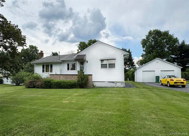 Property at 119 Cherrywood Dr, Fishkill, NY 12524, 3 beds, 1 bath