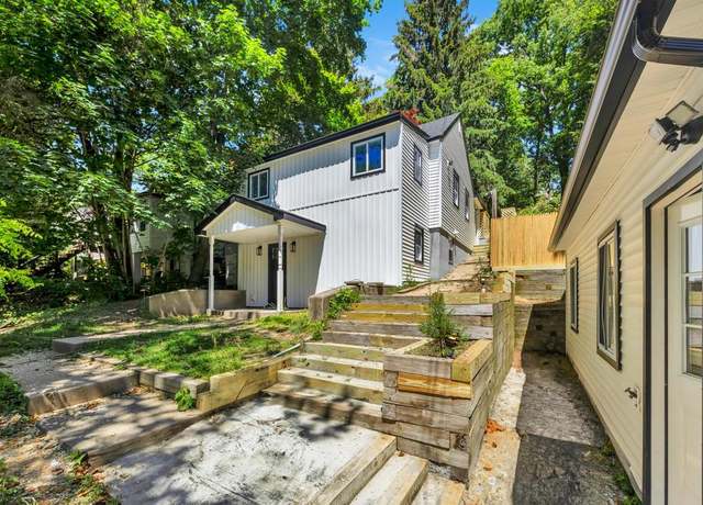 Property at 63 Ridgeway Ave, Setauket, NY 11733, 3 beds, 2.5 baths