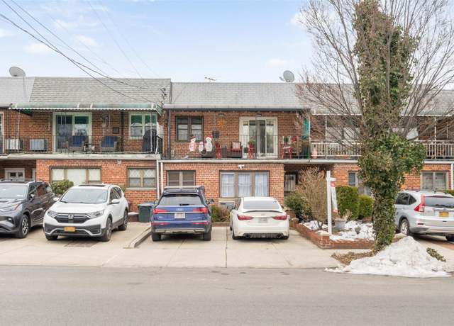 Property at 62-34 69 Pl, Middle Village, NY 11379, 4 beds, 3 baths